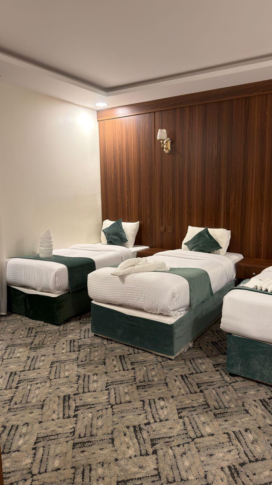 Ankara Plaza Hotel üç kişilik oda