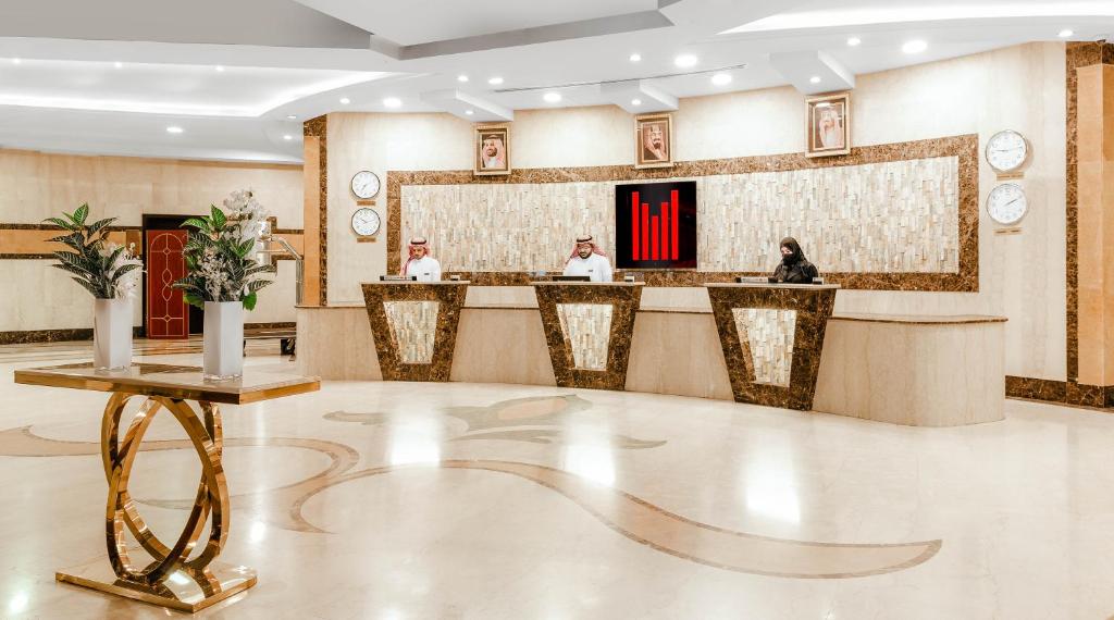 M Hotel Al Dana resepsiyon