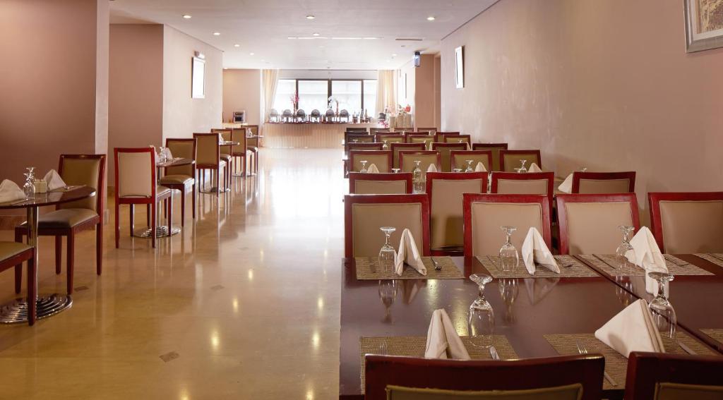 Makarram Al Mina Hotel büfe