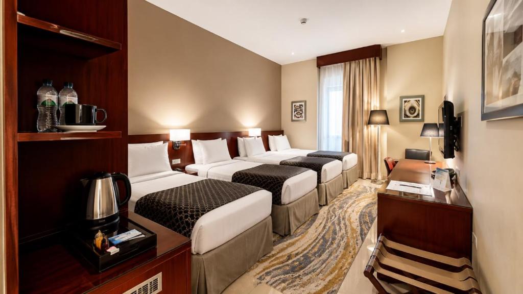 Makarram Al Mina Hotel dört kişilik oda
